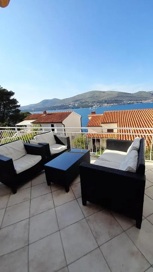 Apartment ***Strawberry Apartments*** Donji Okrug  Croatia