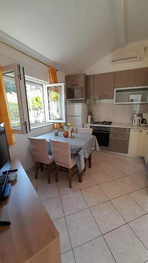 Apartment ***Strawberry Apartments*** Donji Okrug  Croatia
