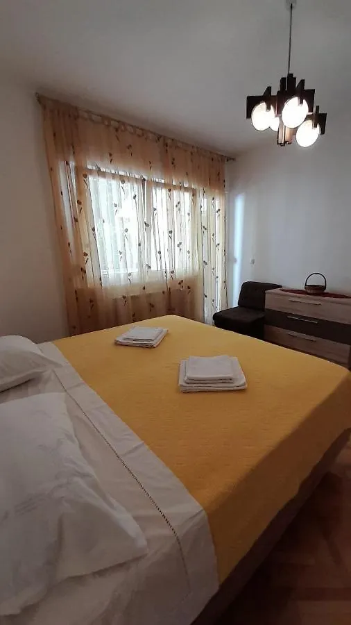 ***Strawberry Apartments*** Donji Okrug